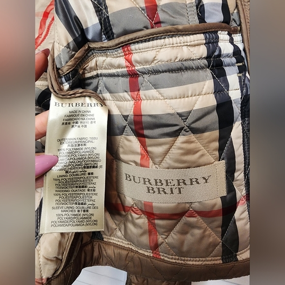 THE PERFECT SPRING JACKET!!! Burberry Brit Quilted Jacket - Picture 4 of 4